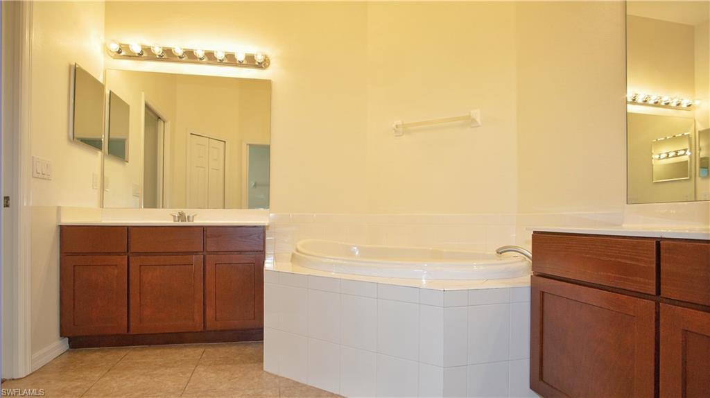 NAPLES VILLAS - Residential Lease