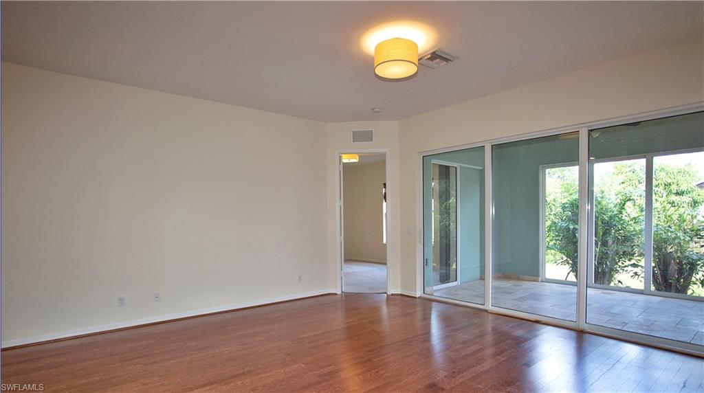 NAPLES VILLAS - Residential Lease