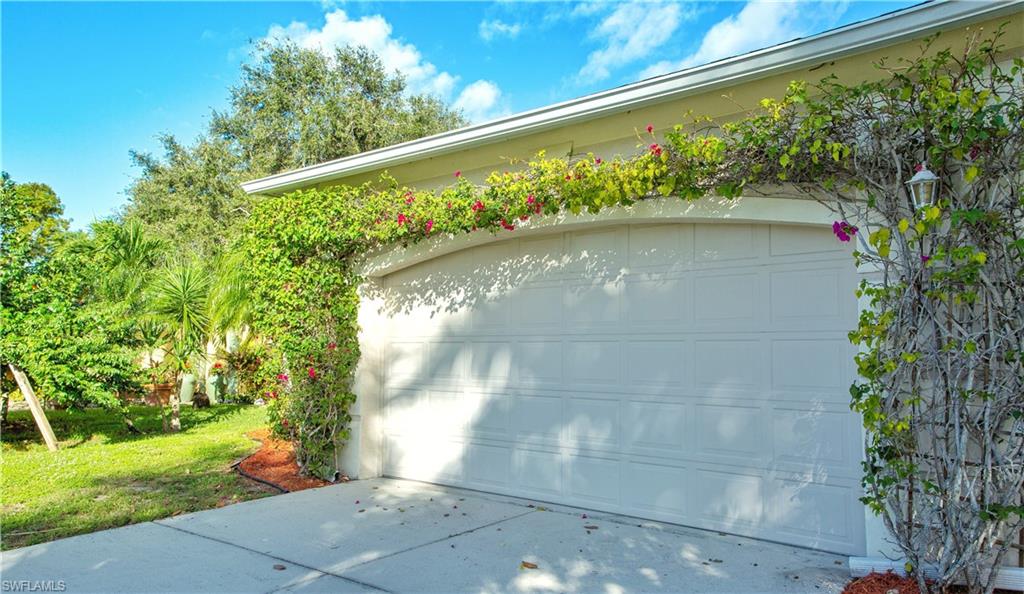 NAPLES VILLAS - Residential Lease