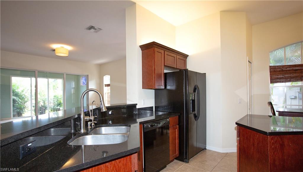 NAPLES VILLAS - Residential Lease
