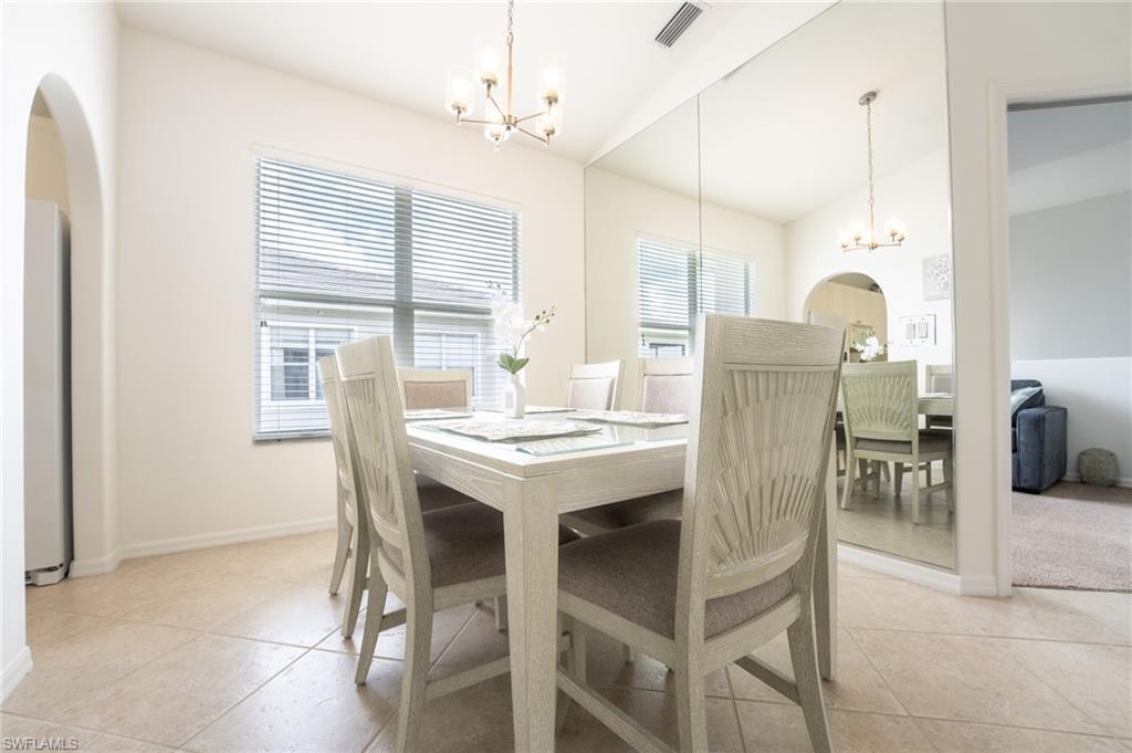 COLONIAL LINKS - Residential Lease