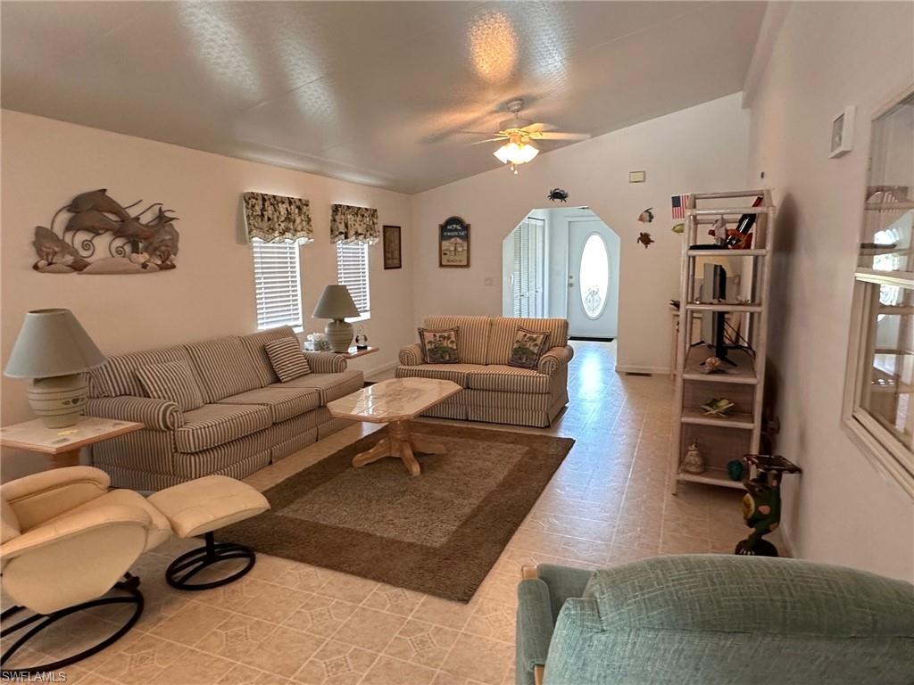 SILVER LAKES - Residential