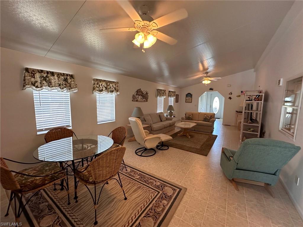SILVER LAKES - Residential