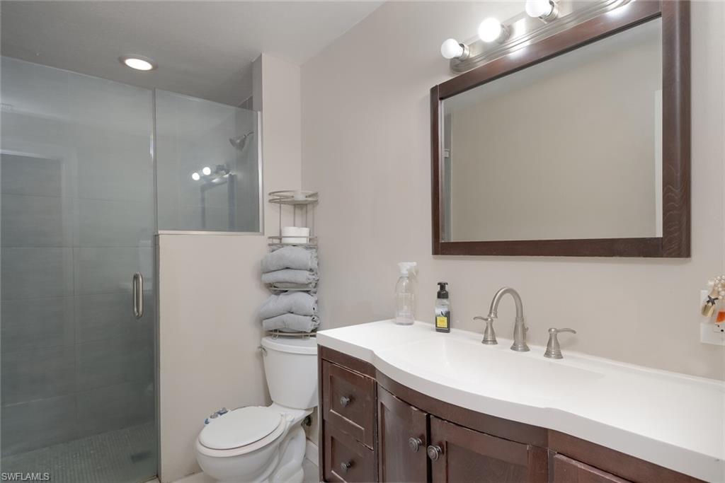 COCONUT GROVE - Residential