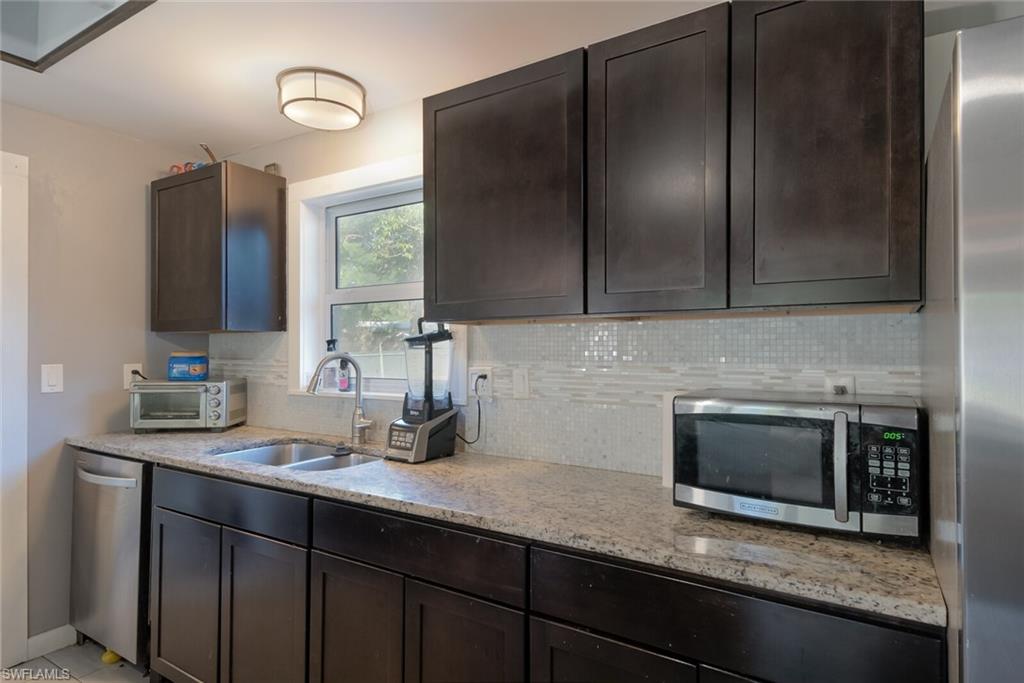 COCONUT GROVE - Residential