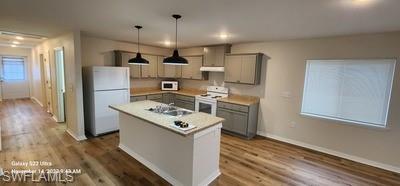 LEELAND HEIGHTS - Residential Lease