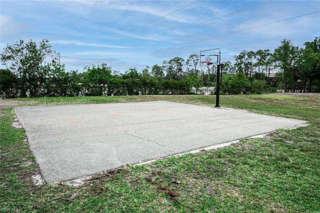STRATFORD PLACE - Residential Lease