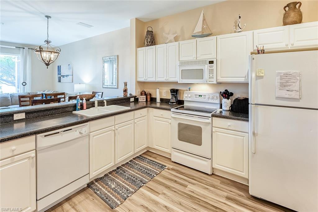 STRATFORD PLACE - Residential Lease