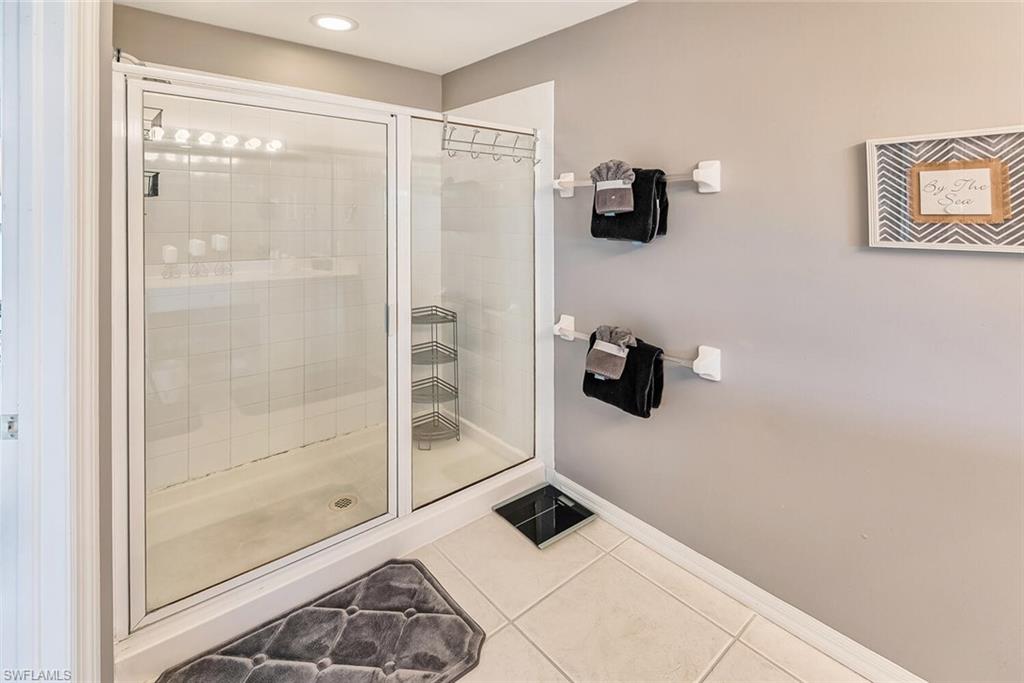 STRATFORD PLACE - Residential Lease