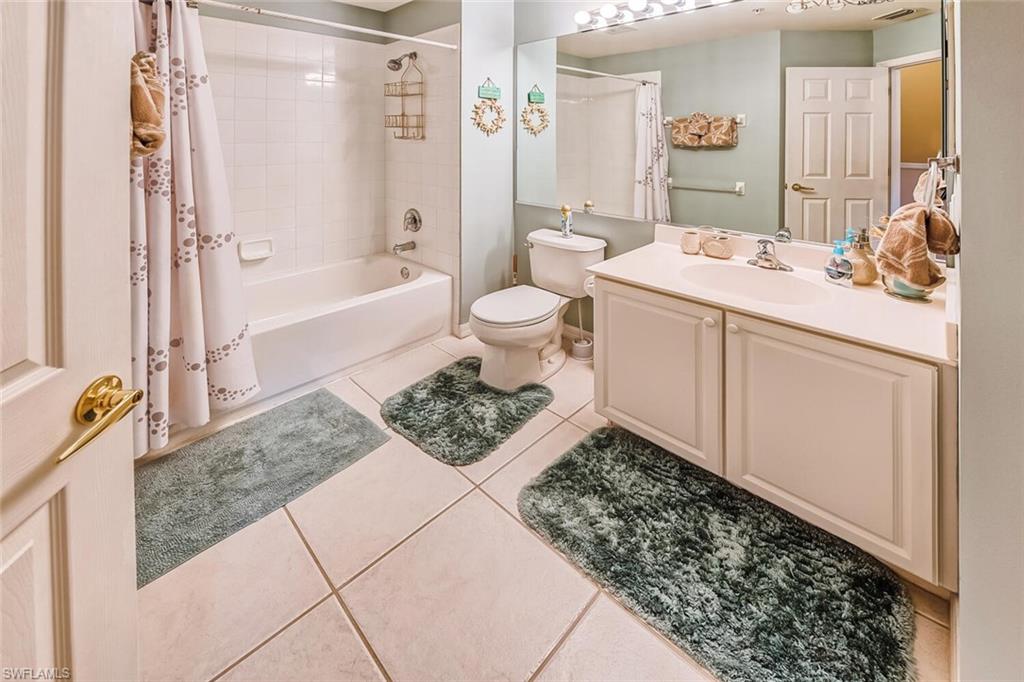 STRATFORD PLACE - Residential Lease
