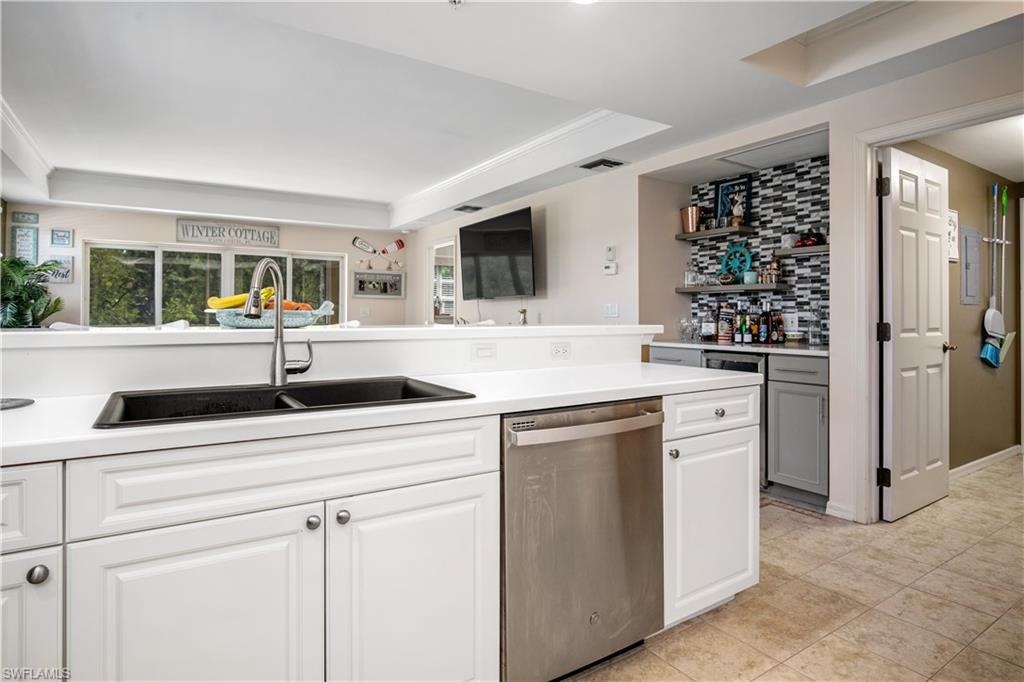 ISLAND COVE OF CAPE CORAL - Residential