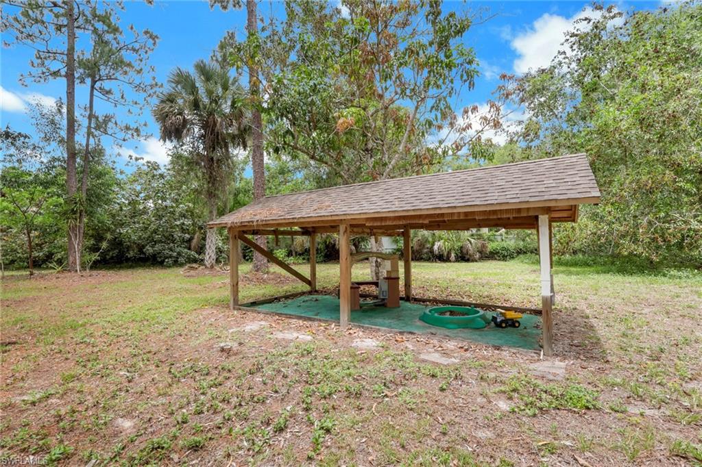 GOLDEN GATE ESTATES - Residential