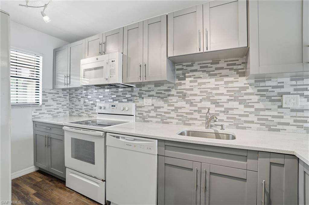 WOODGATE AT NAPLES - Residential