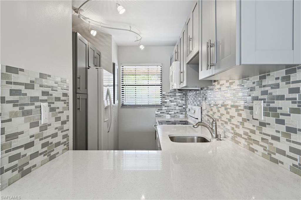 WOODGATE AT NAPLES - Residential