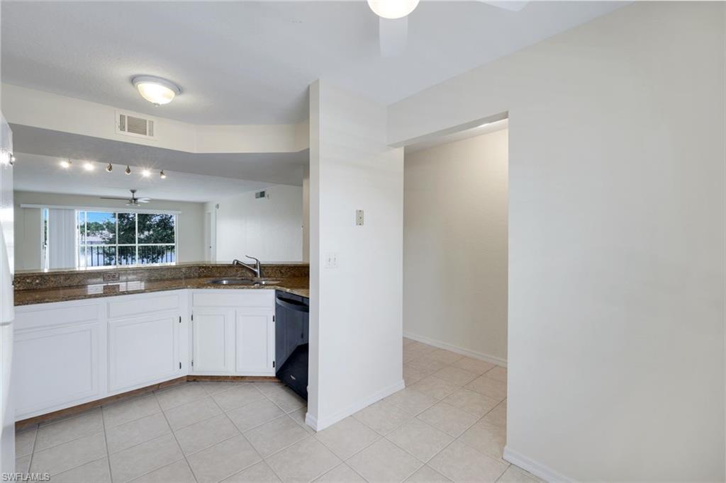 VICTORIA LAKES - Residential