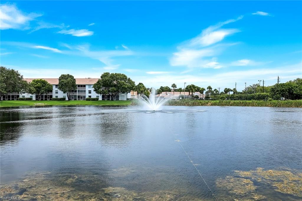 VICTORIA LAKES - Residential