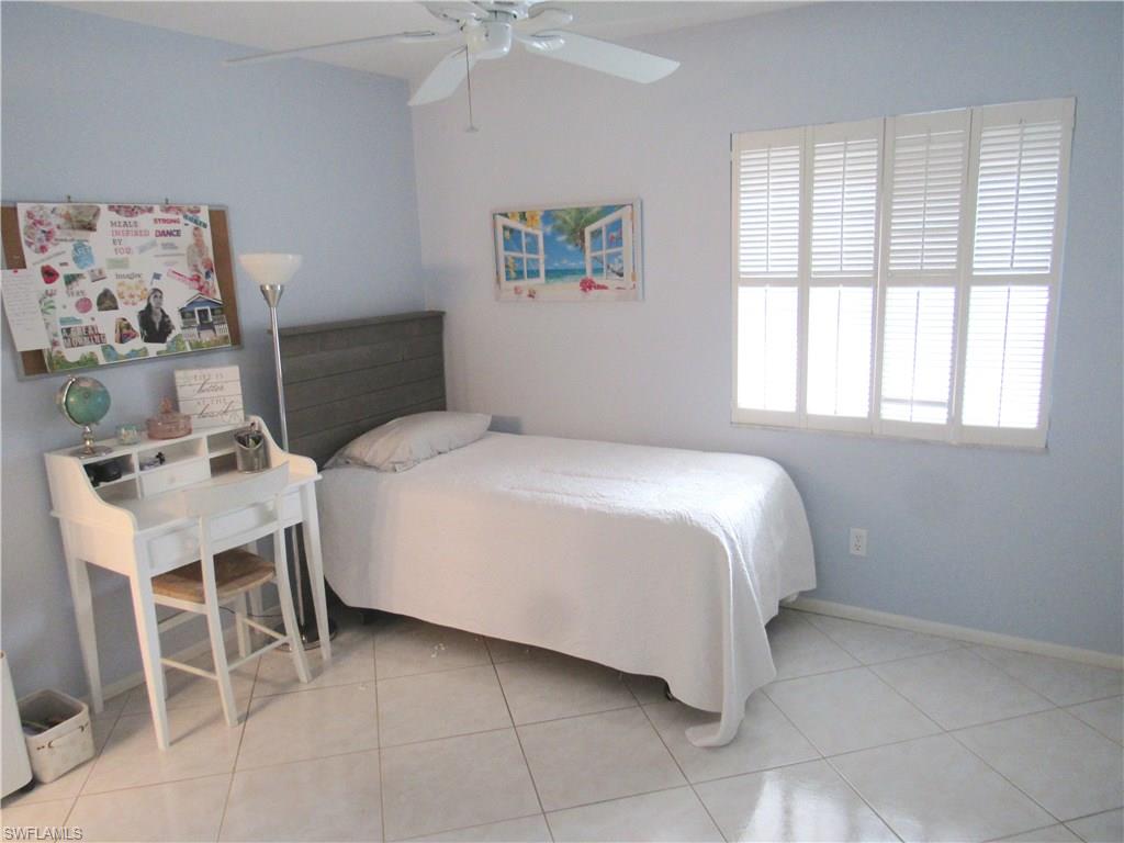 CHESAPEAKE MANOR - Residential