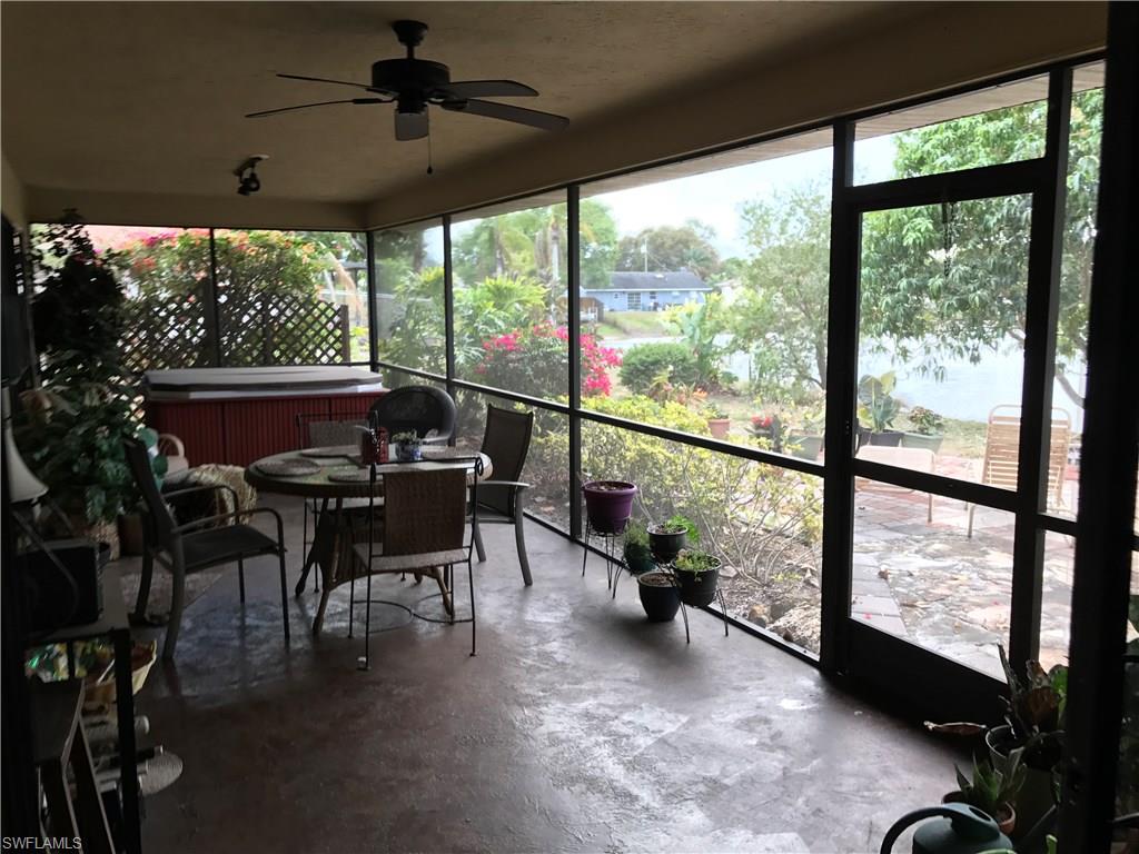 SAN CARLOS PARK - Residential