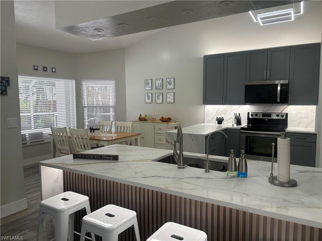 FORT MYERS - Residential