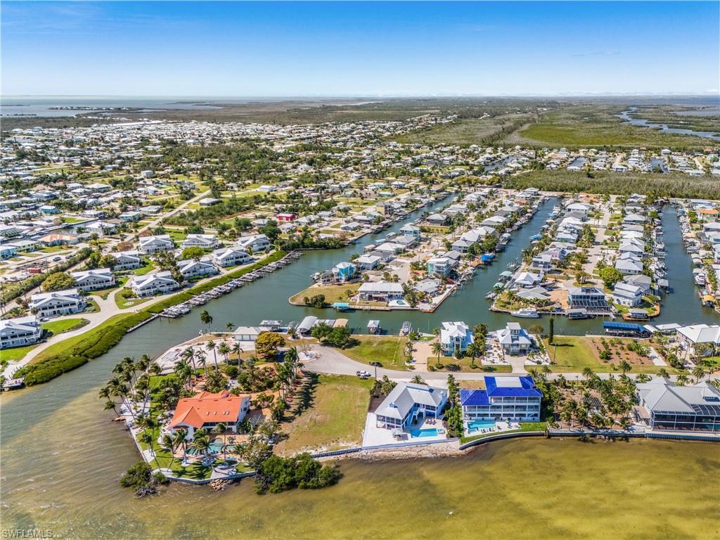 PINE ISLAND SHORES UNIT 11 - Residential
