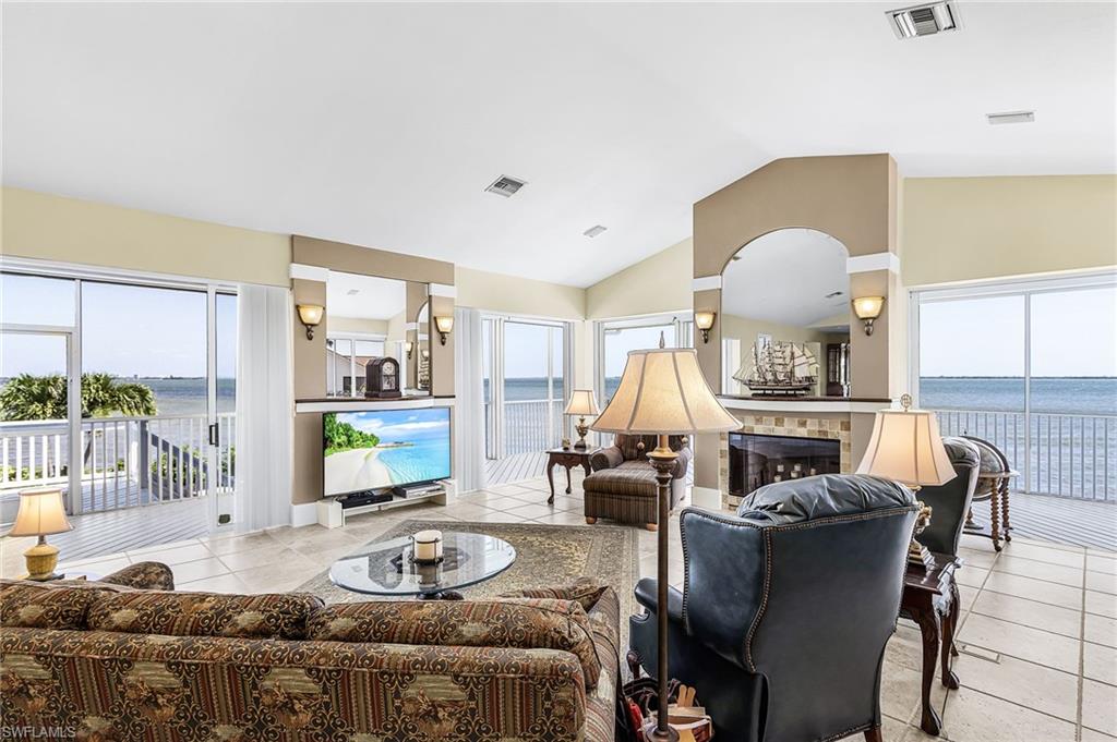 PINE ISLAND SHORES UNIT 11 - Residential
