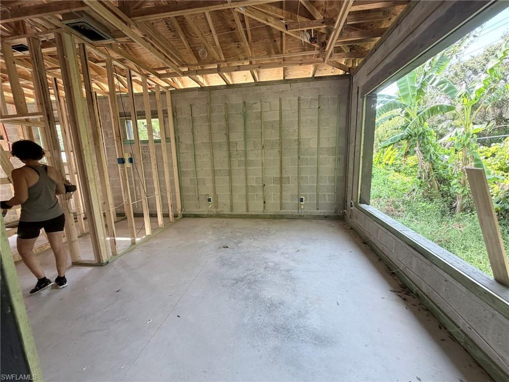 BONITA SPRINGS - Residential