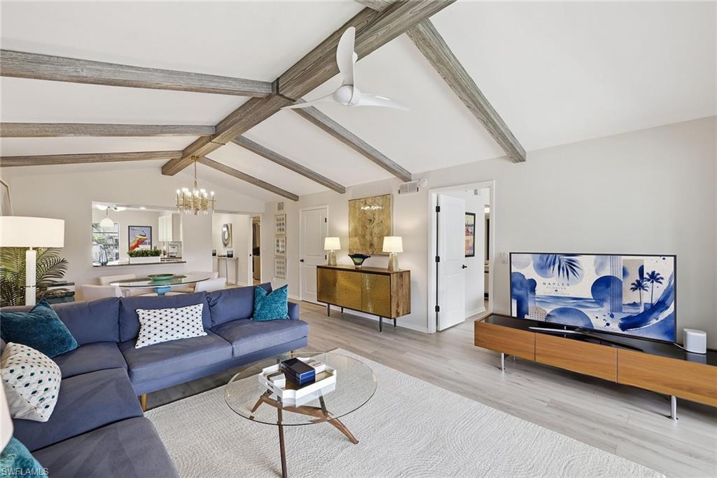 WINDWOOD - Residential Lease