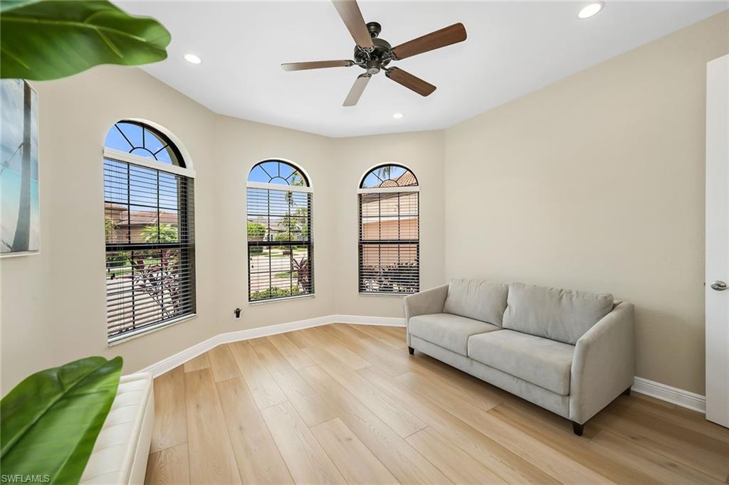 BONITA LAKES - Residential