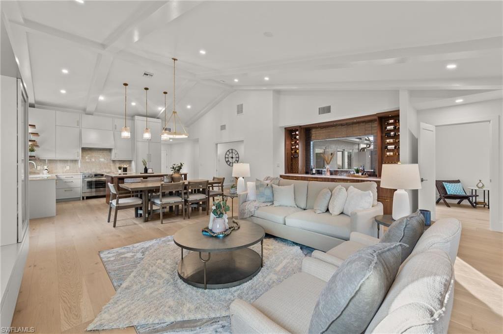 ST ANDREWS AT PELICAN BAY - Residential