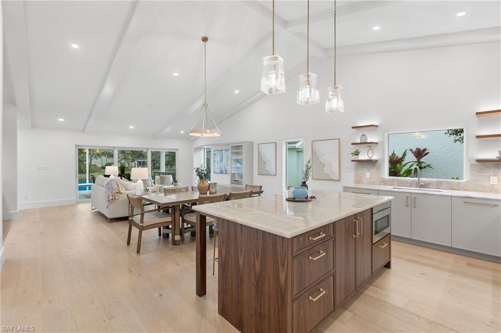 ST ANDREWS AT PELICAN BAY - Residential