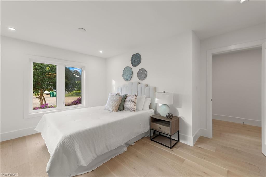 ST ANDREWS AT PELICAN BAY - Residential