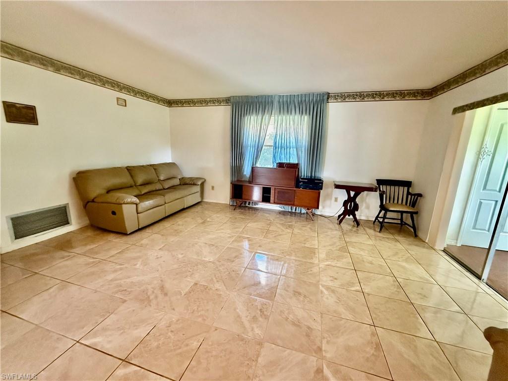 GOLFWOOD CONDO - Residential