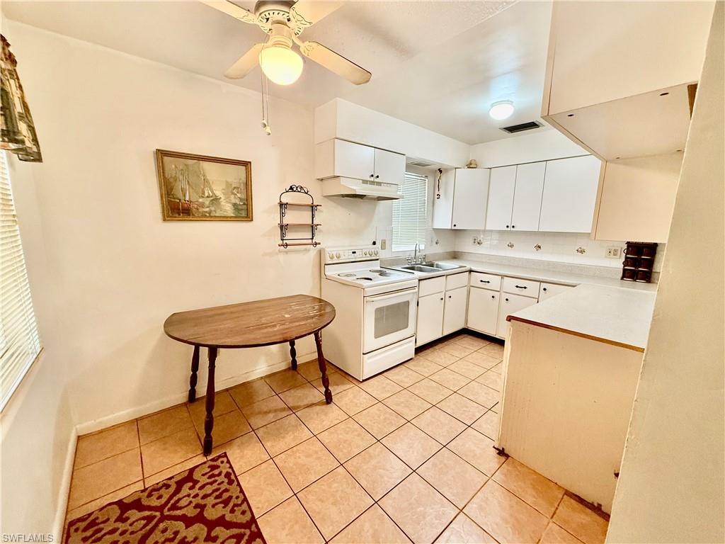 GOLFWOOD CONDO - Residential