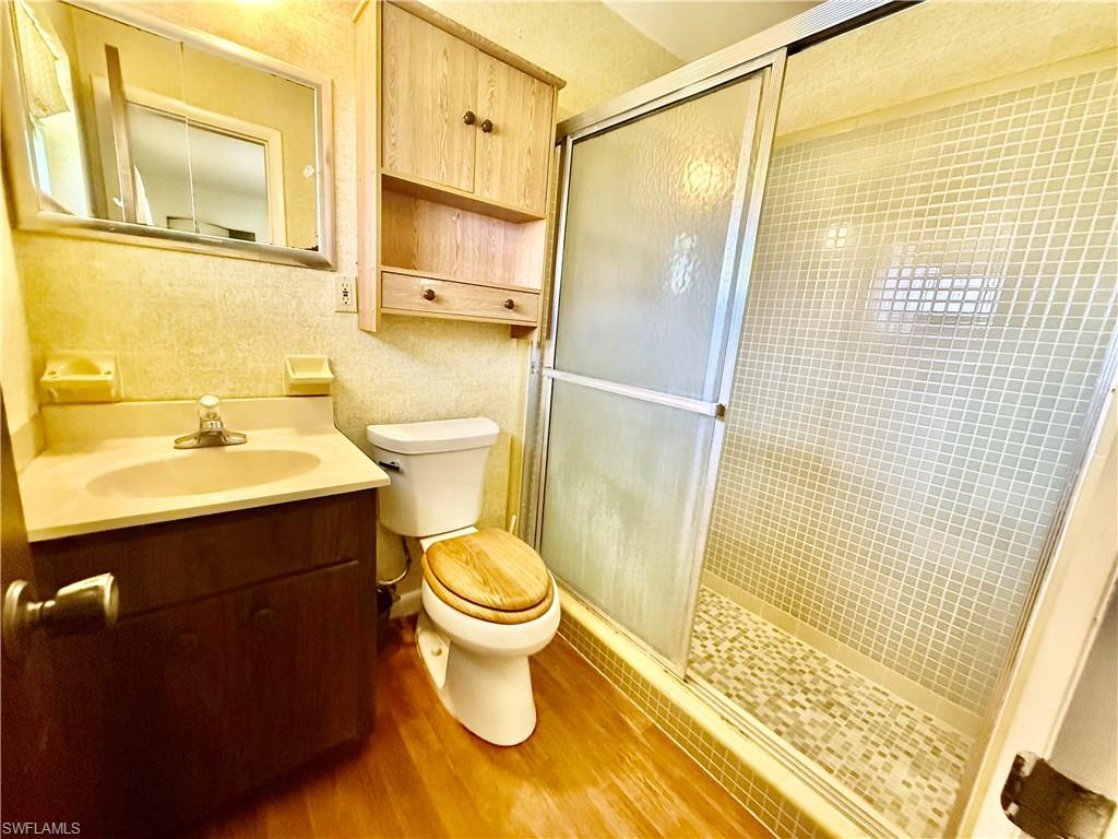 GOLFWOOD CONDO - Residential