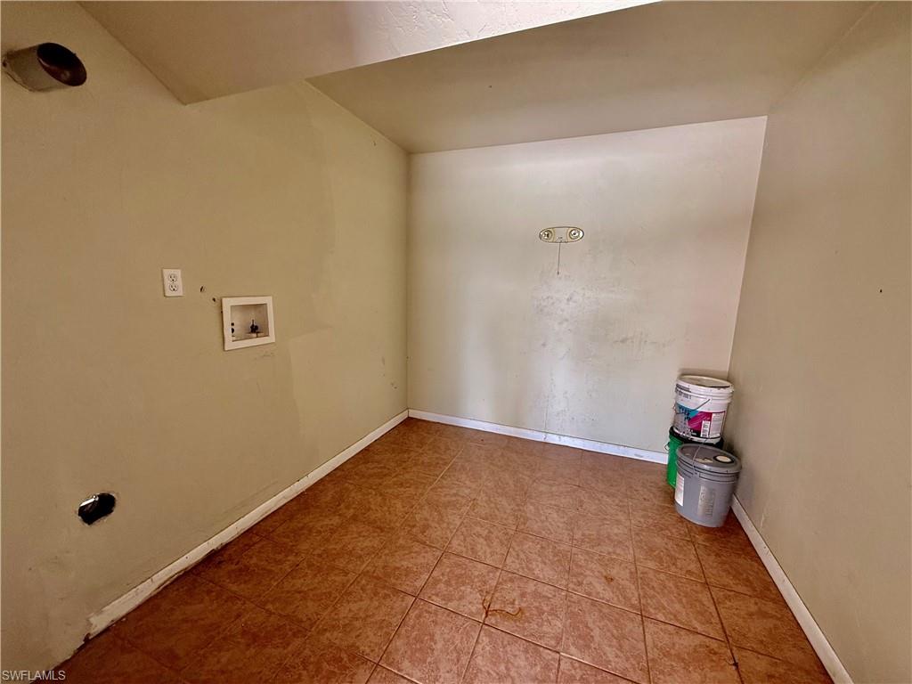 GOLFWOOD CONDO - Residential