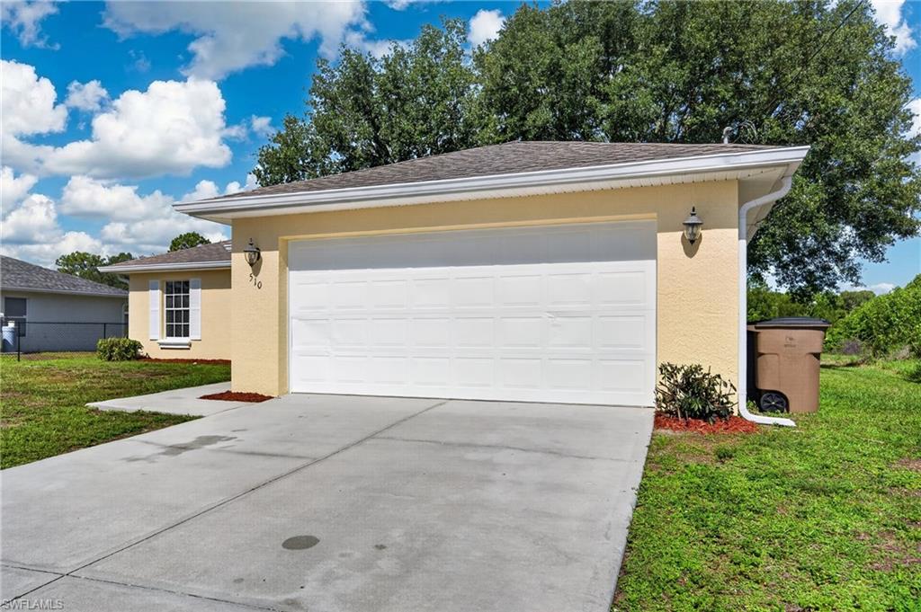 LEHIGH ACRES - Residential