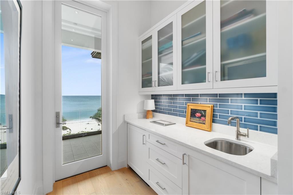 BONITA BEACH - Residential