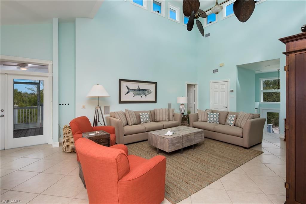 KEEWAYDIN ISLAND - Residential
