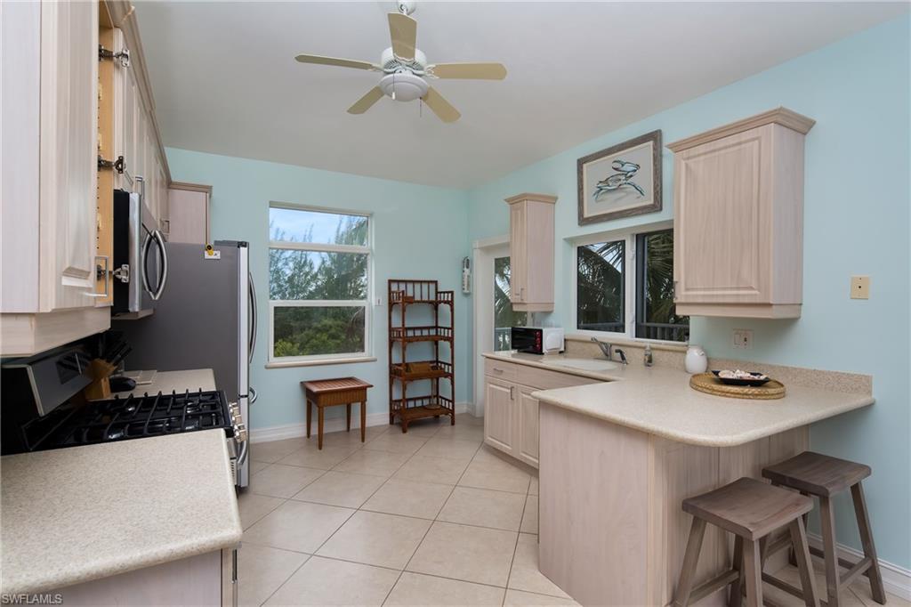 KEEWAYDIN ISLAND - Residential