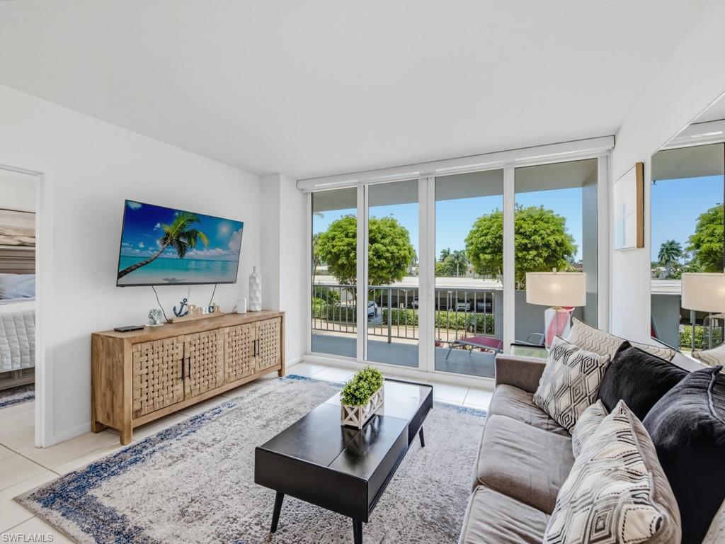 ADMIRALTY HOUSE - Residential