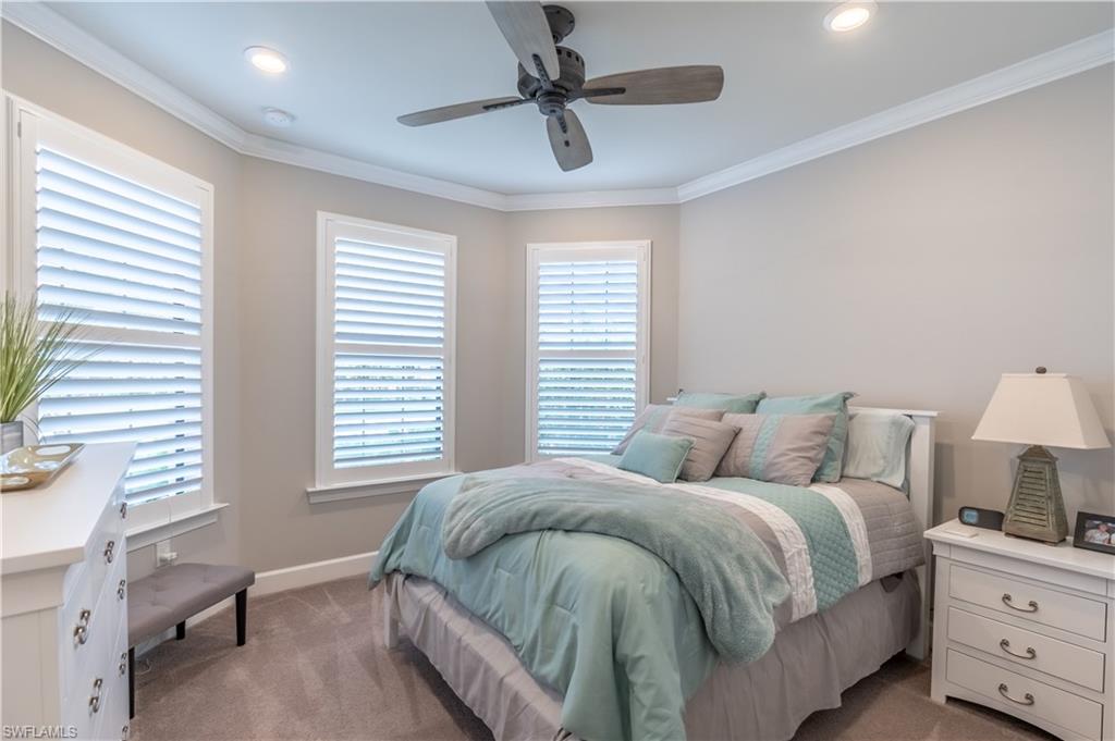 WINDING CYPRESS - Residential
