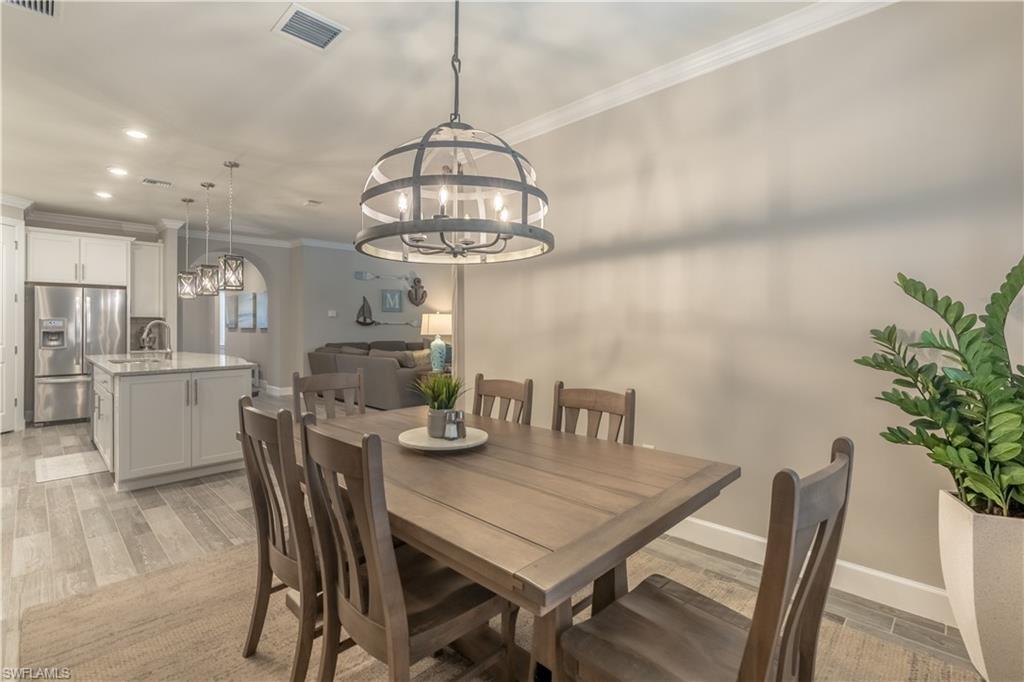 WINDING CYPRESS - Residential