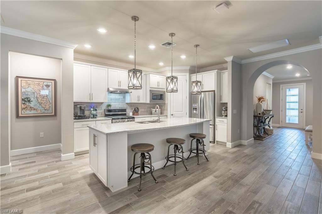 WINDING CYPRESS - Residential