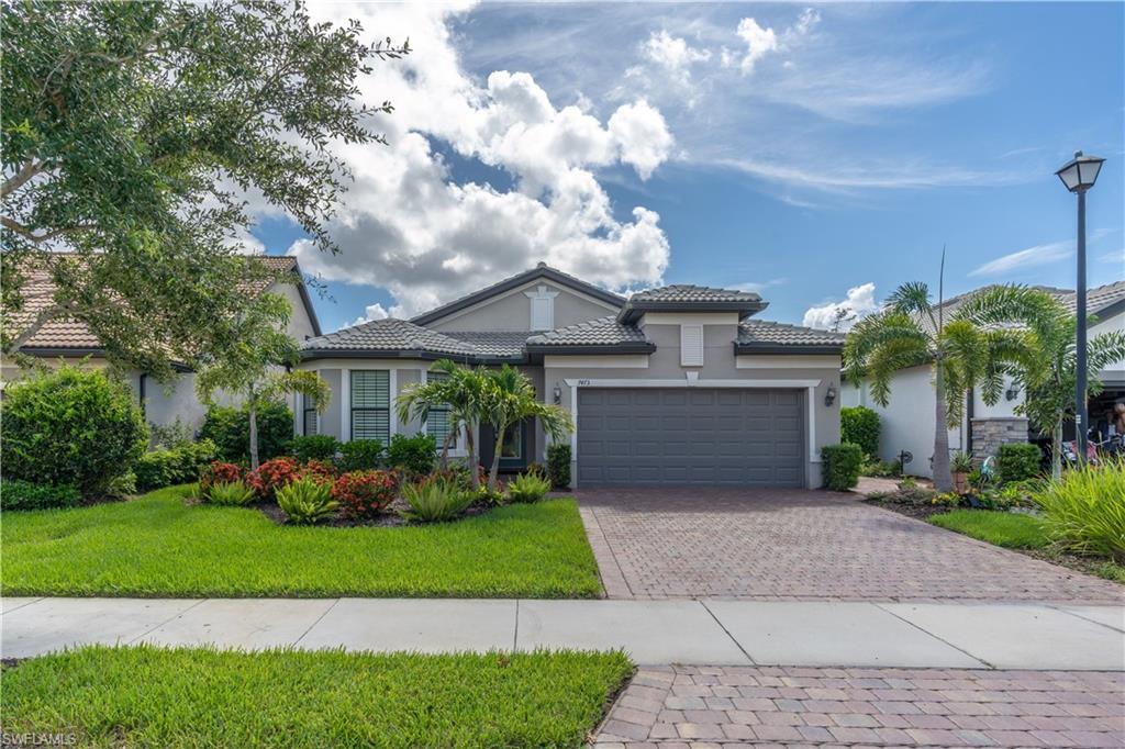 WINDING CYPRESS - Residential