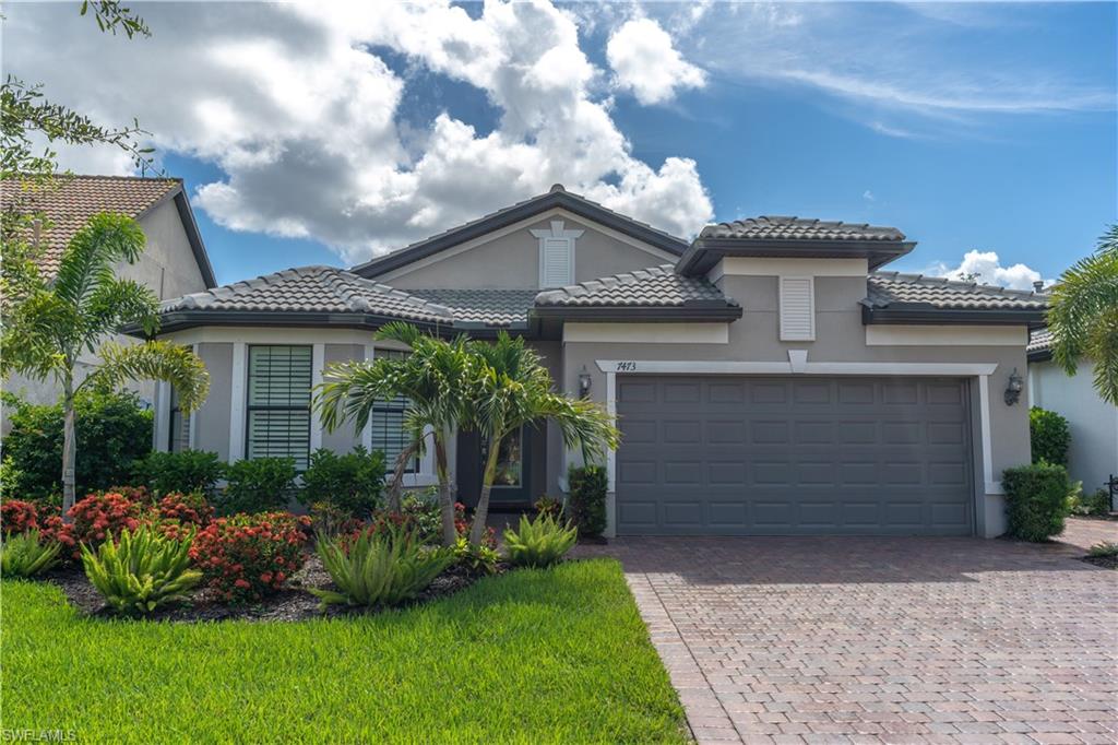 WINDING CYPRESS - Residential