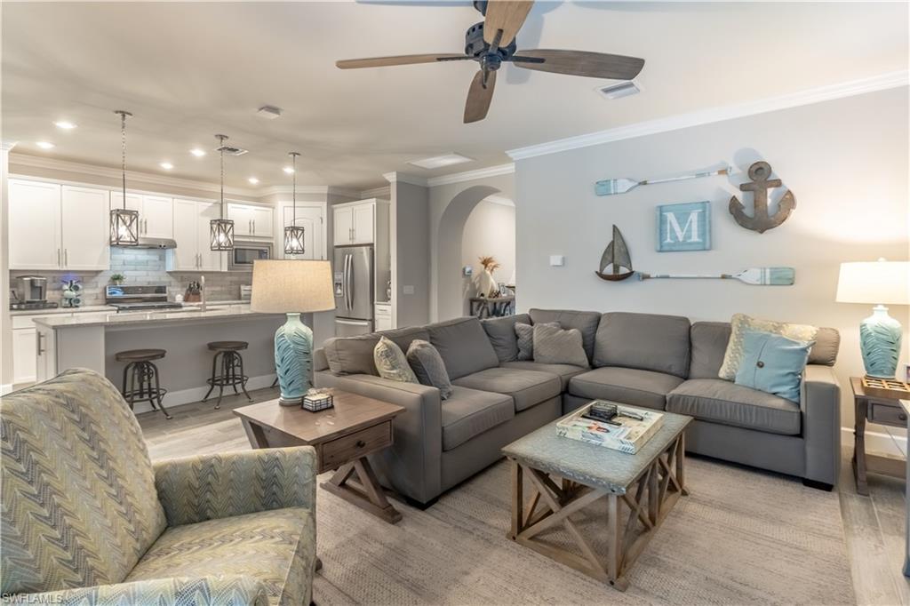 WINDING CYPRESS - Residential