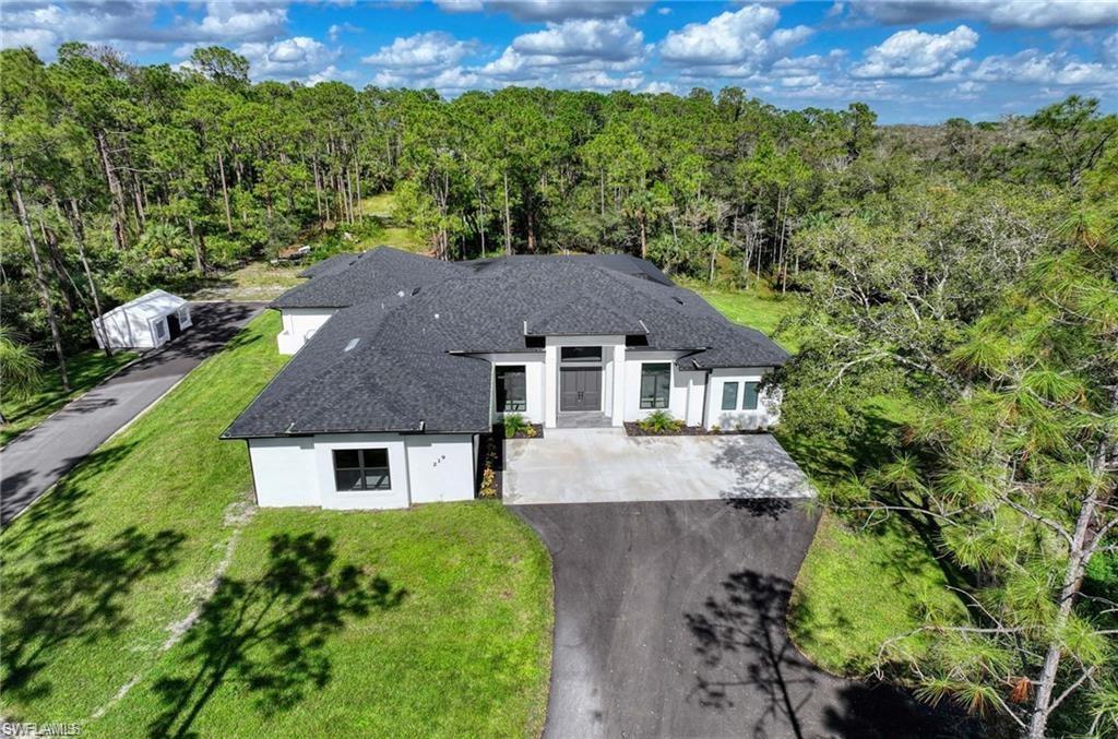 GOLDEN GATE ESTATES - Residential