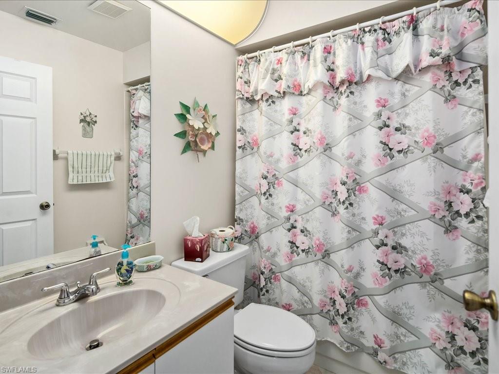 PIPERS POINTE - Residential
