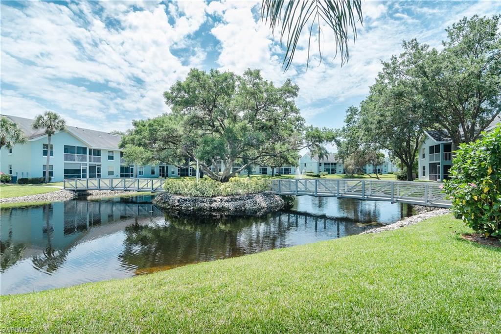 PIPERS POINTE - Residential