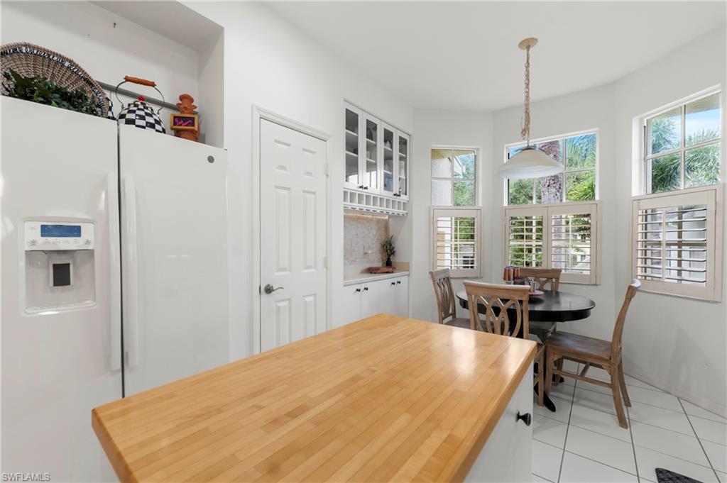 KENTWOOD - Residential